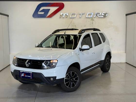 RENAULT DUSTER 2.0 DAKAR 4X4 16V FLEX 4P MANUAL RENAULT DUSTER 2.0 DAKAR 4X4 16V FLEX 4P MANUAL